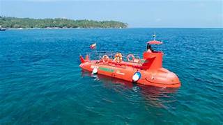 Reef Looker Semi Submarine Ride