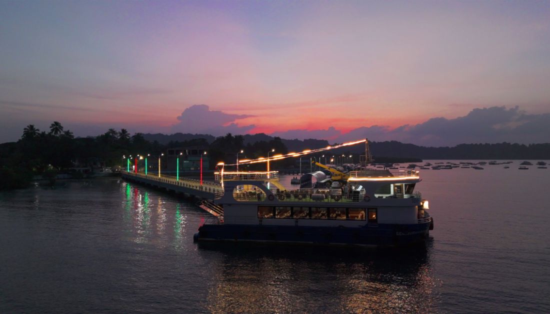 Semi Submarine Dinner Cruise at Havelock Island